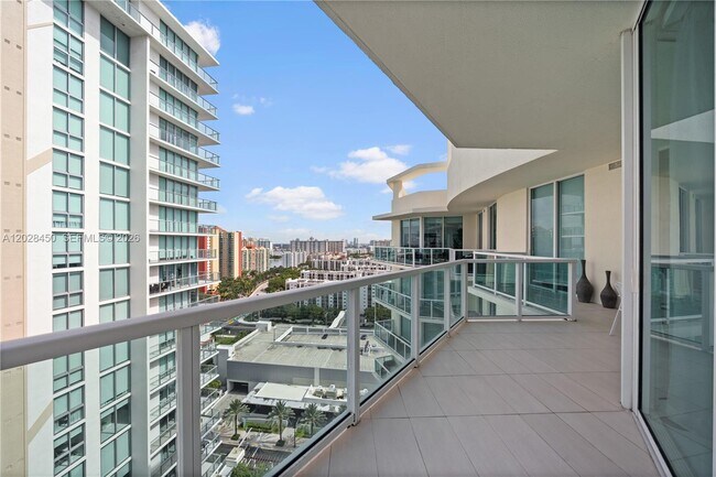 Building Photo - 250 Sunny Isles Blvd