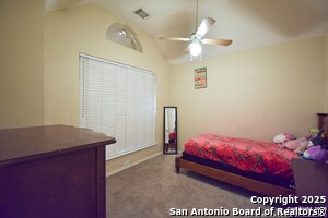 Building Photo - 222 Tapwood Ln