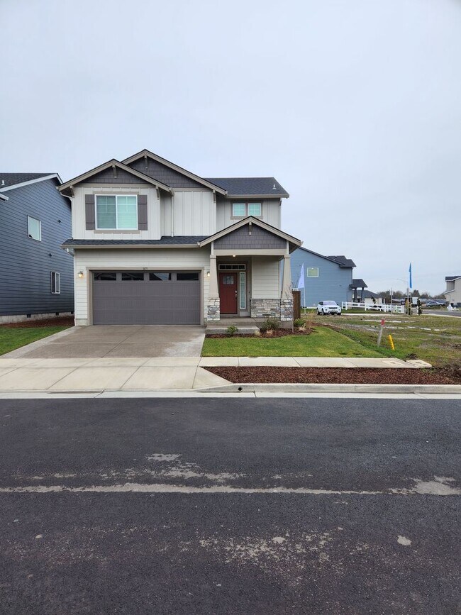 3 br, 2.5 bath House 1675 Nolan Ave SE 1675 Nolan Ave Albany OR