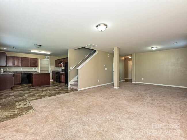 Building Photo - 104 Mulligan Dr