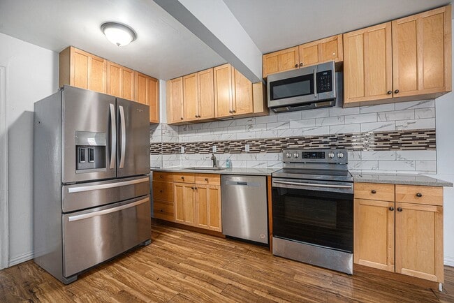 Building Photo - Updated 3-Bedroom Home Near Sloan’s Lake