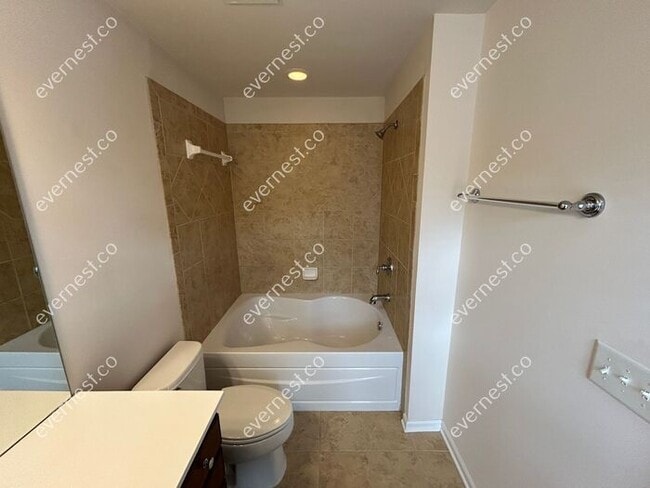 Building Photo - 2171 Weldonberry Dr