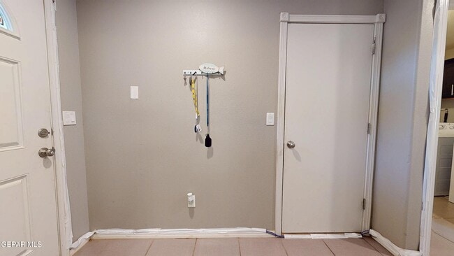 Building Photo - 12132 Mesquite Thorn Dr