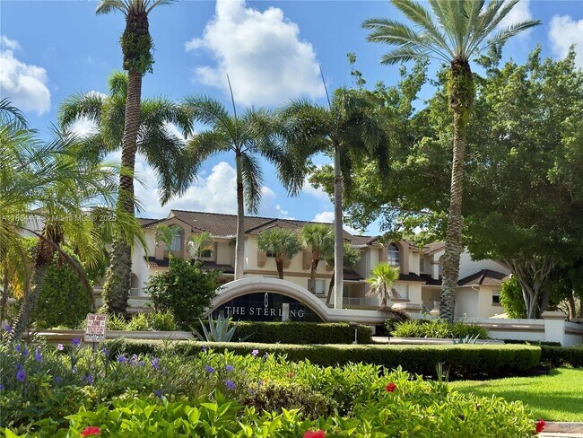 Building Photo - 13204 Glenmoor Dr