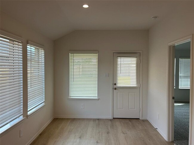 Building Photo - 1307 Windom Court Way