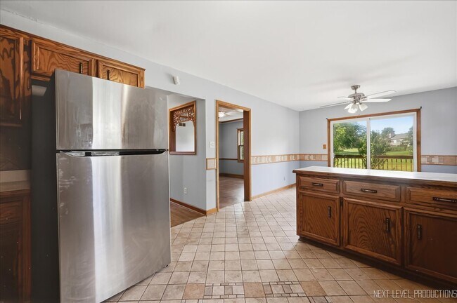 Building Photo - 13 Saddlewood Ct