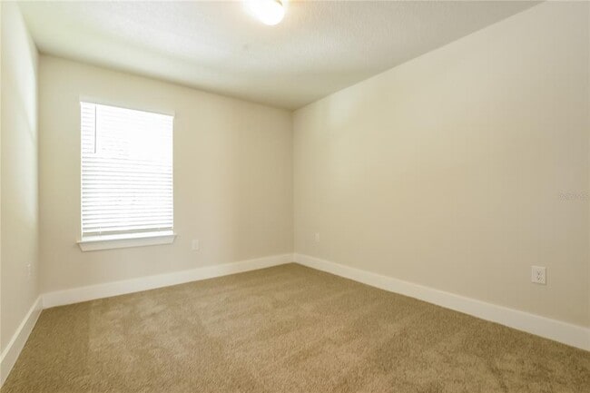 Building Photo - 313 Whiteheart Dr