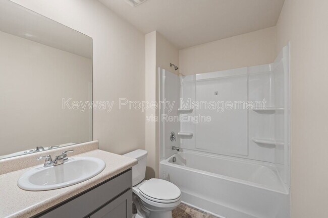 Building Photo - 3262 Carmine Ave