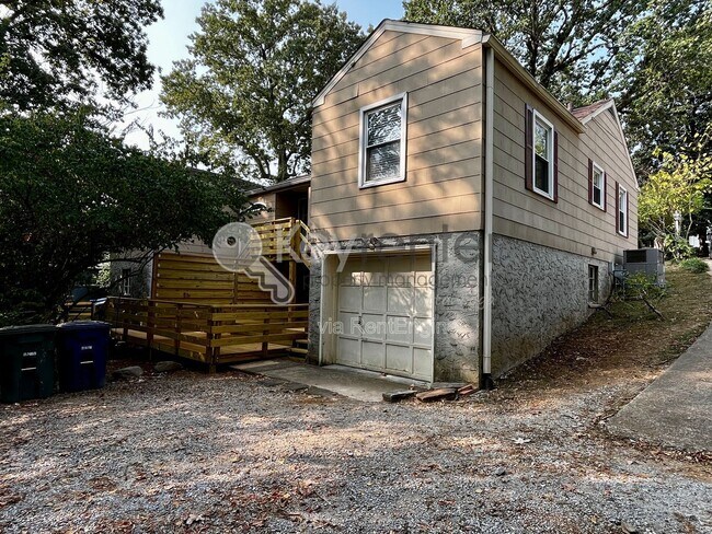 Building Photo - 1275 Duane Rd