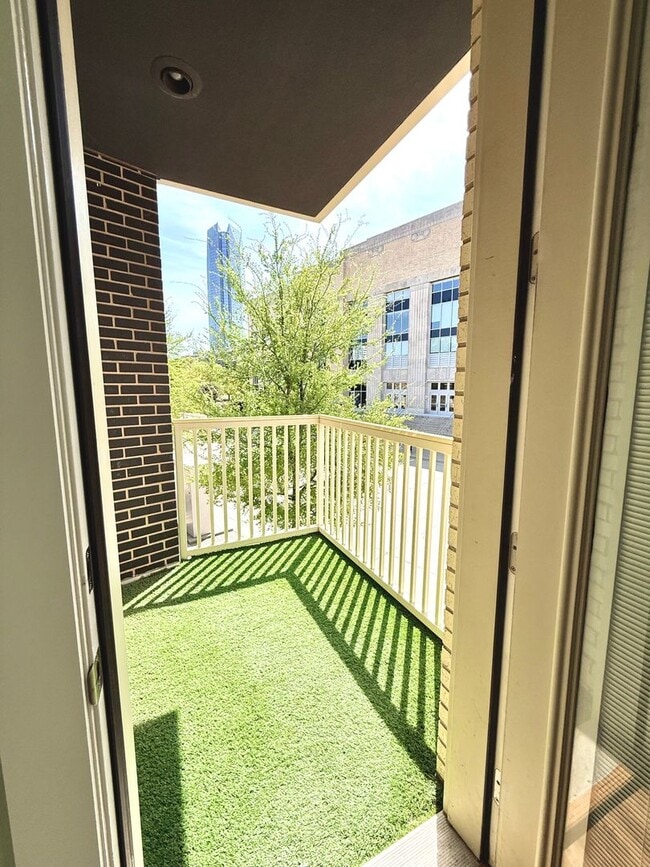 Building Photo - Large, Two-Story Condo in Downtown OKC, Civc Centre Flats!!