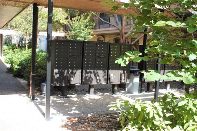 Building Photo - 7801 Shoal Creek Blvd