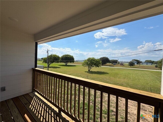 Building Photo - 544 Buckskin Dr