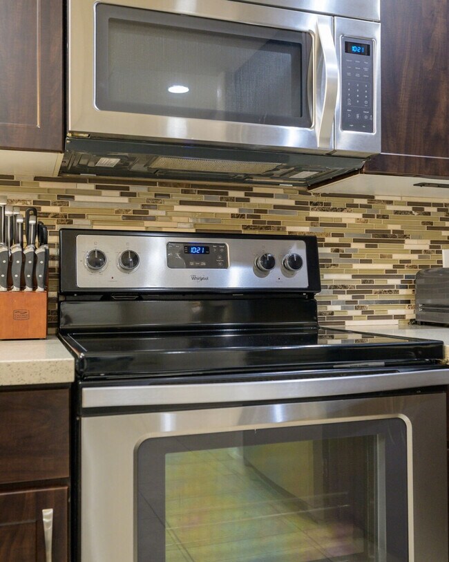 Building Photo - 5350 E Deer Valley Dr