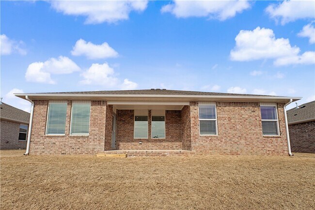 Building Photo - 3021 Laredo Ln