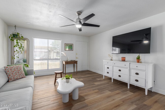 Building Photo - 8241 N Central Ave