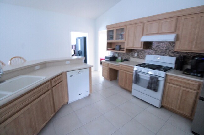 Building Photo - 2957 SW Collings Dr