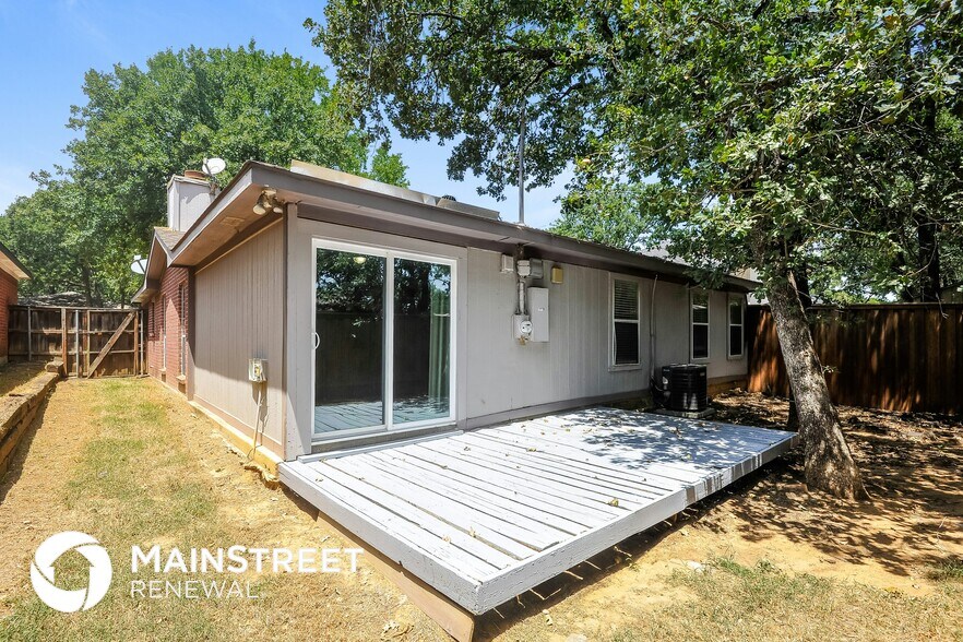 Building Photo - 1207 Cardinal Oaks Dr