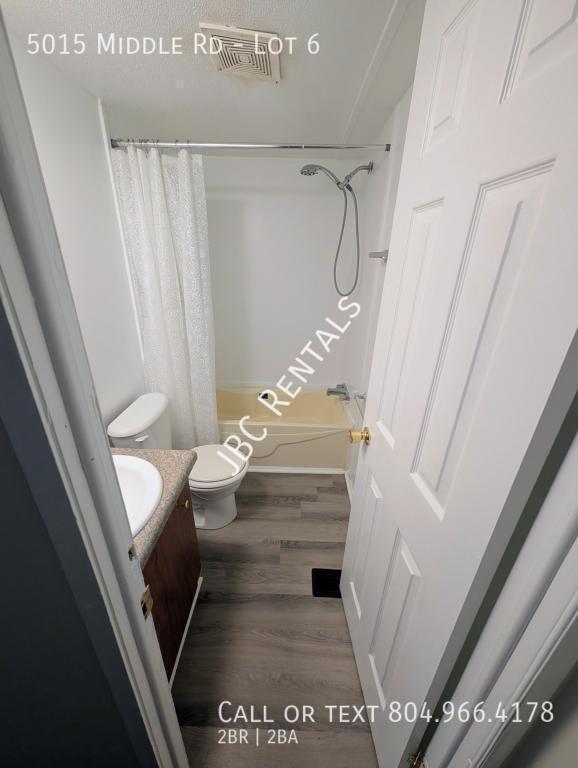 Building Photo - 5015 Middle Rd