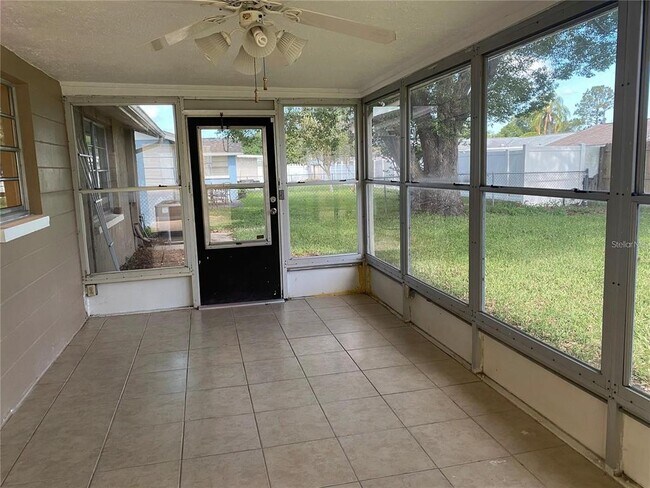 Building Photo - 7437 Carmel Ave