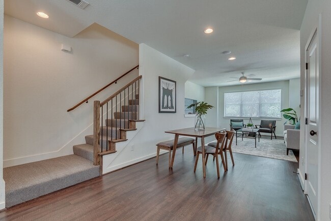 Building Photo - ** MOVE IN SUMMER July 30th 2027 * $6500 ** 5-Bed 5.5 Bath 6 Minute Walk to TCU Campus