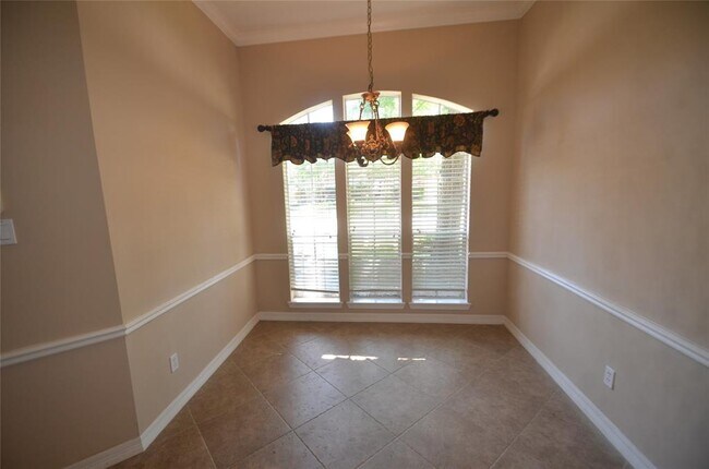 Building Photo - 13430 Missarah Ln
