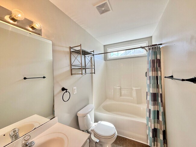 Building Photo - Newly Remodeled 3BD, 2.5BA Raleigh Home wi...