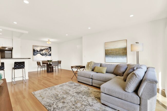 Building Photo - Wooster Encore