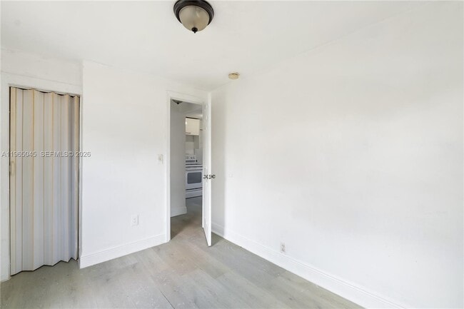 Building Photo - 5714 NW 21st Ave