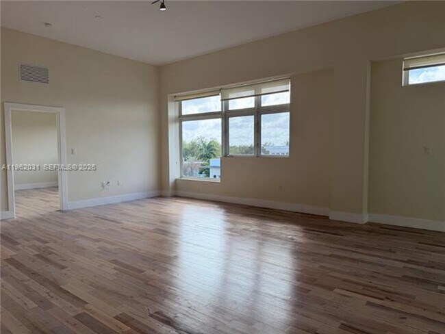 Building Photo - 6701 Biscayne Blvd