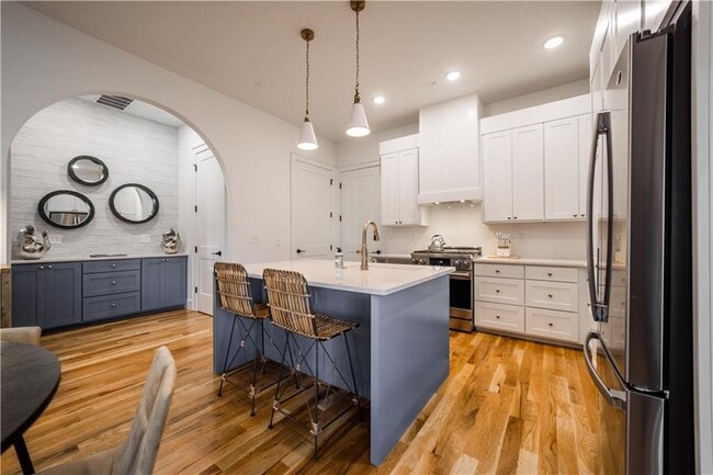 Building Photo - 4607 S 47th St