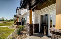 Building Photo - 1006 S 4th St