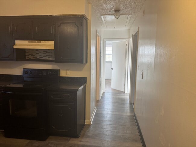 Building Photo - 409 Quanto Ct