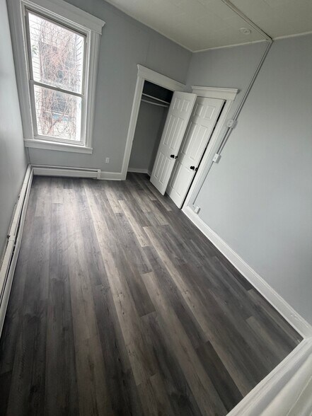 Building Photo - 255 Lafayette St