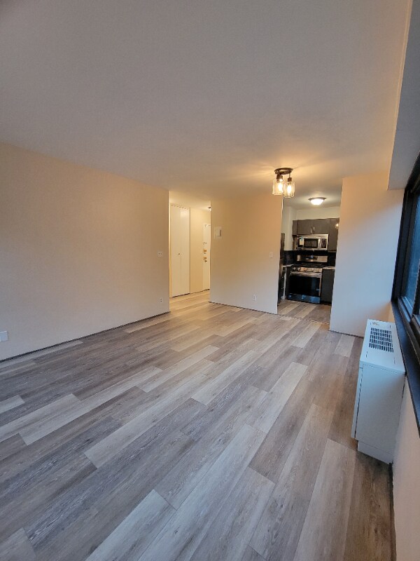 Building Photo - 135 Montgomery St