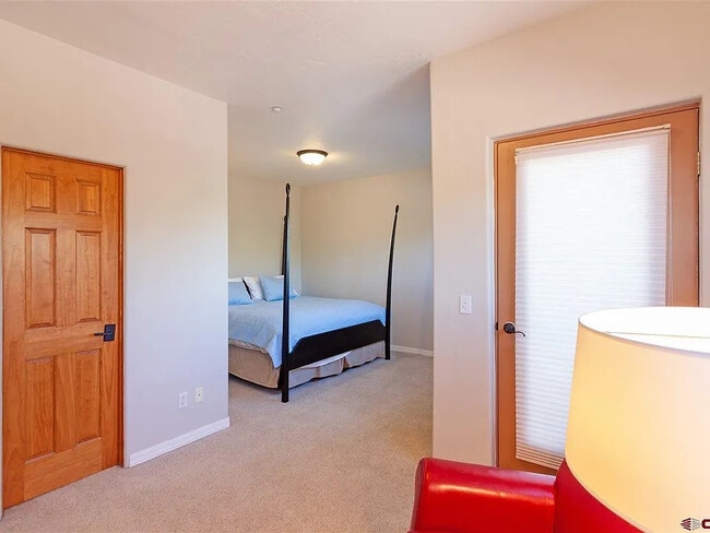 Building Photo - 2855 Main Ave