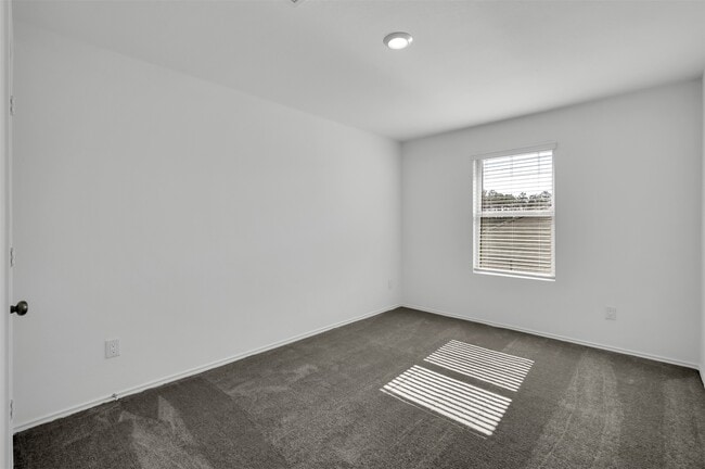 Building Photo - 1615 Oleander Grns Dr