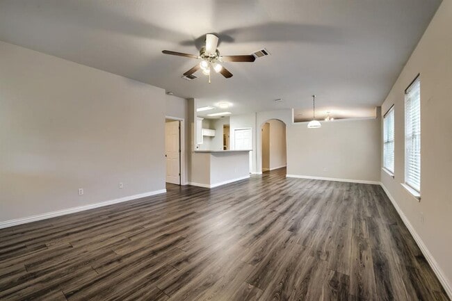 Building Photo - 4447 Bremner Dr