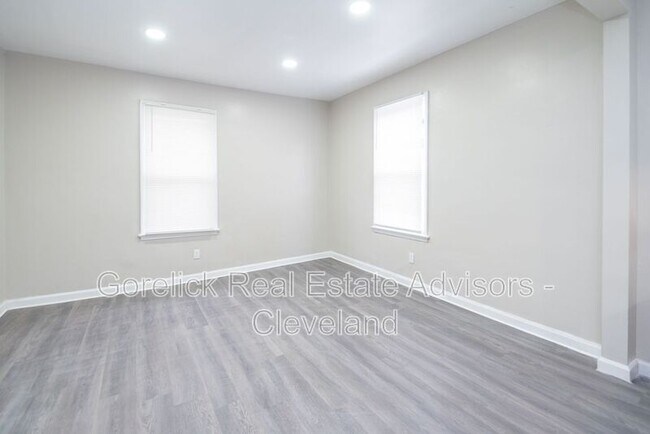 Building Photo - 2158 Murray Hill Rd