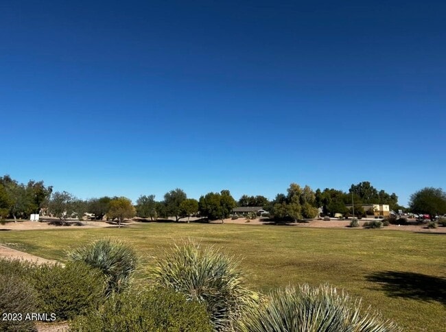 Building Photo - 9150 W Grovers Ave