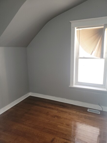 Building Photo - 4130 W Cullerton St