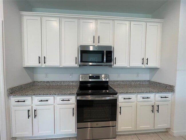 Building Photo - 689 Crown Rose Dr