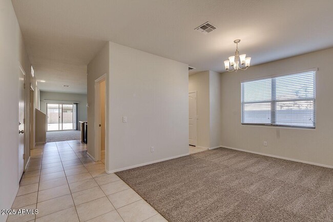 Building Photo - 16910 N Rosa Dr
