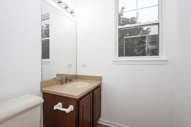 Building Photo - 1245 Tuscany Dr