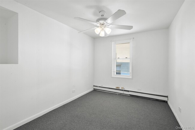 Building Photo - 156 Madison St