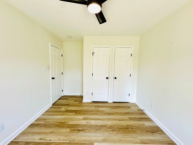 Building Photo - Completely renovated 3BR house in Shelby P...