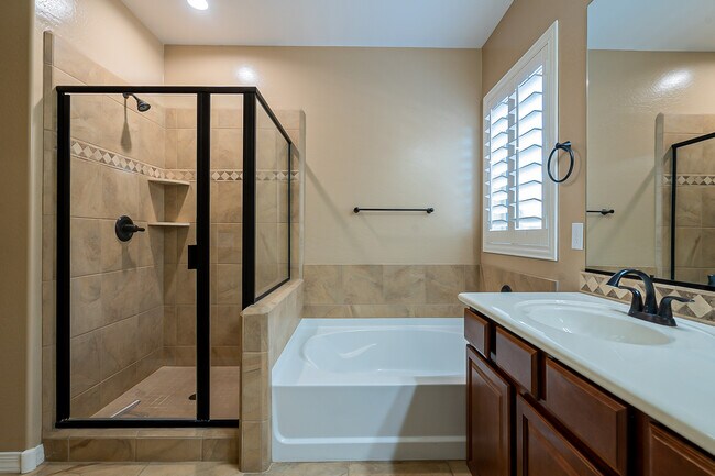 Building Photo - 28315 N Welton Pl