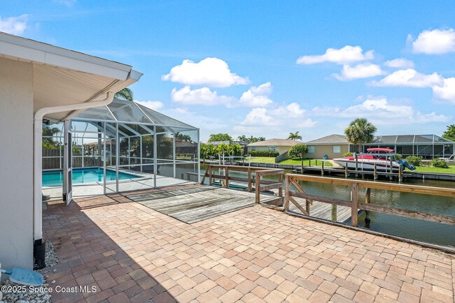 Building Photo - 443 Port Royal Blvd