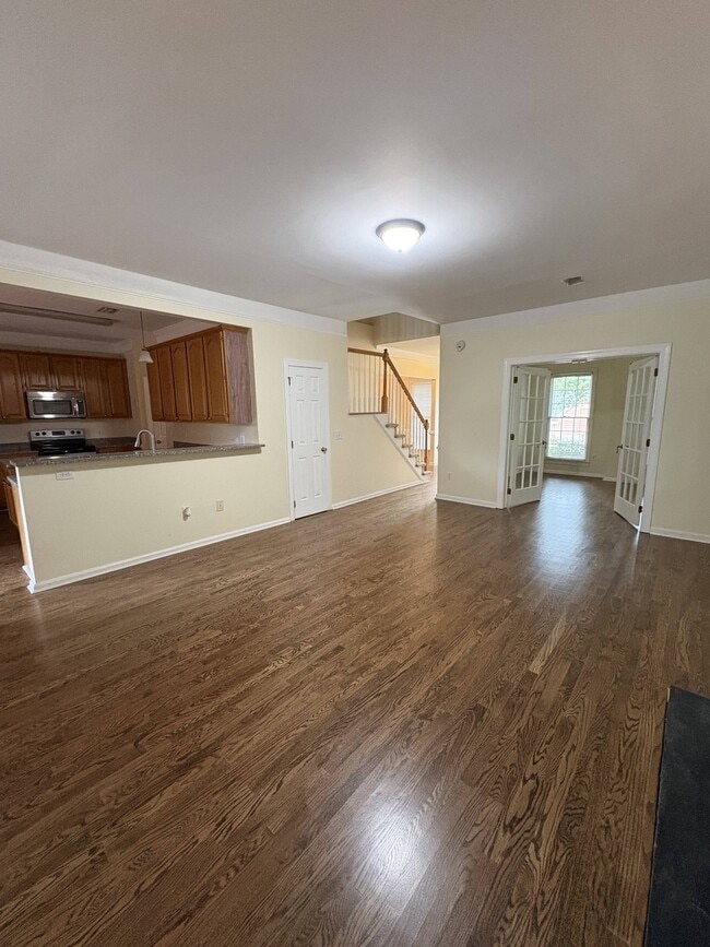 Building Photo - 7 Angel Wing Ct