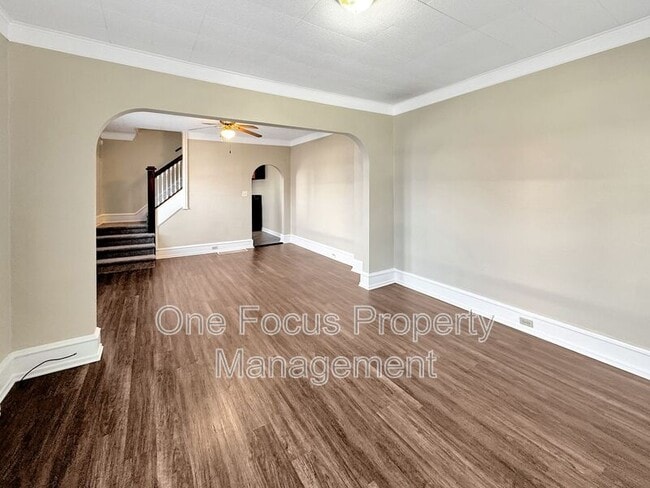 Building Photo - 1314 Dewey Ave