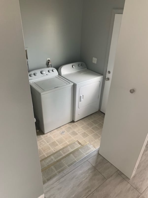 Building Photo - 18811 Hanna St